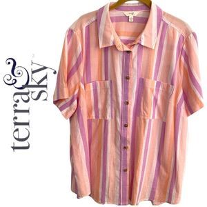 Terra & Sky striped top with wonderful colors perfect for spring. Size 1X 16/18